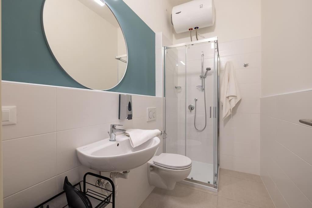 Mia Rooms - Room With Private Bath Bolzano Center Exterior foto